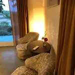 Aguglia Persa - Double With Private Lounge