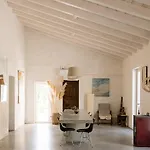 Aguglia Persa - Double With Private Lounge